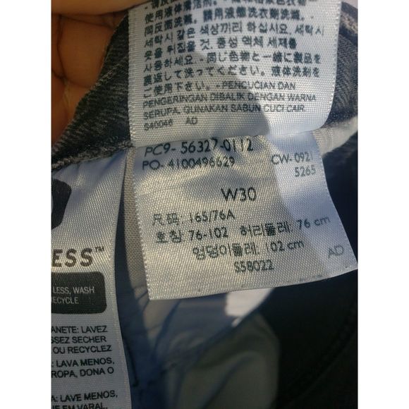 Iconic Levi's 501 Shorts - Frayed Hem, Washed Black - Effortless Cool! W30 - Picture 4 of 8